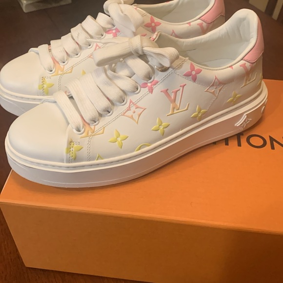 Authentic Luise Vuitton Limited edition sneakers with beautiful colorful logo - Picture 1 of 16